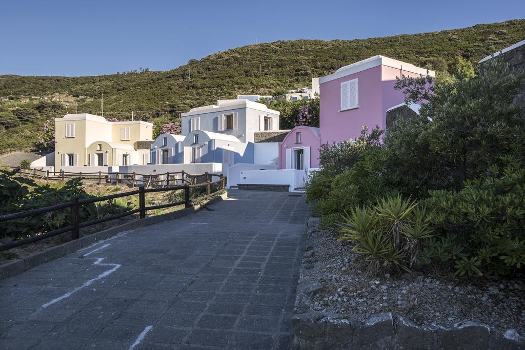Hotel Villaggio Dei Pescatori Понца Екстериор снимка
