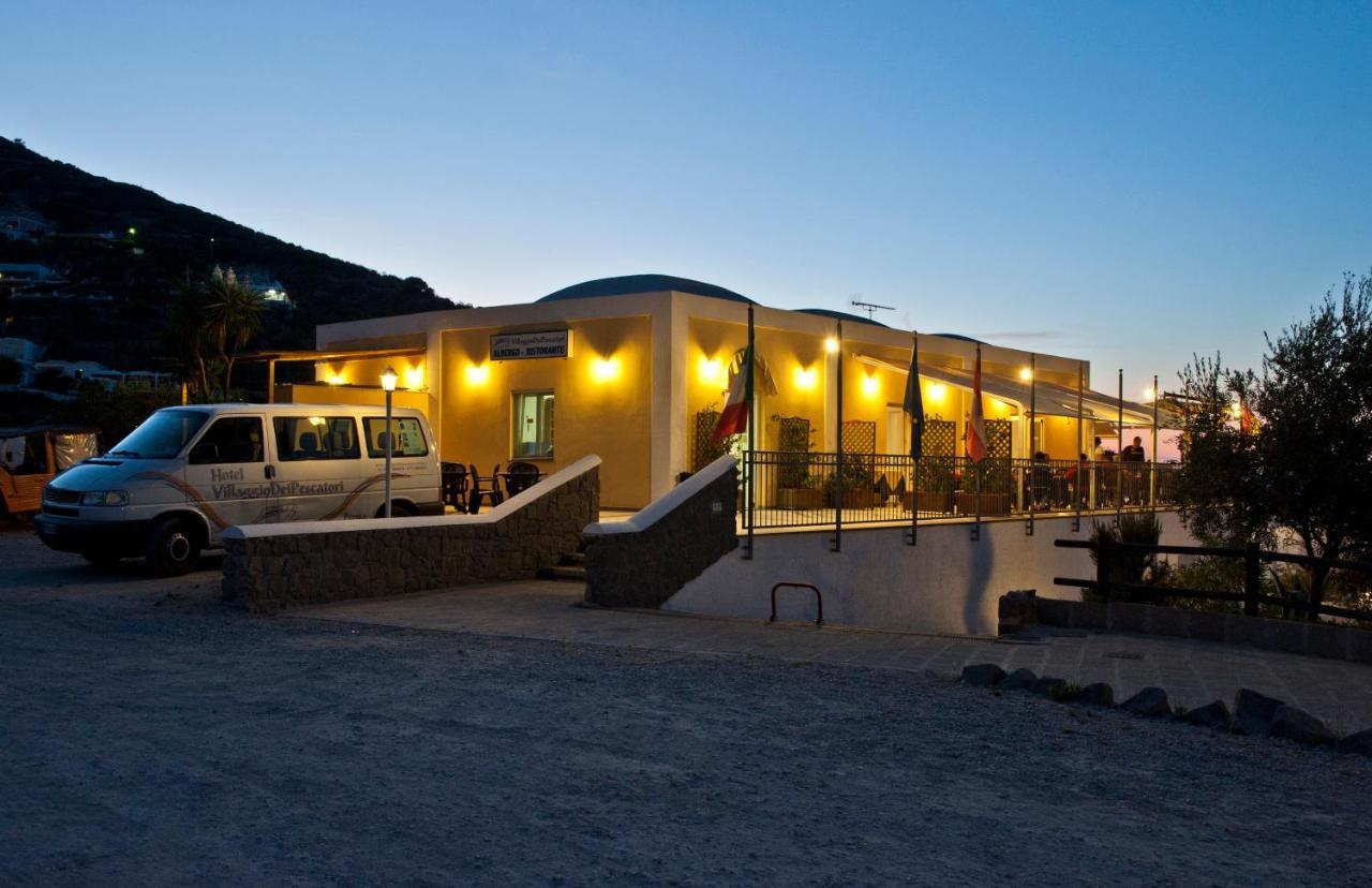 Hotel Villaggio Dei Pescatori Понца Екстериор снимка